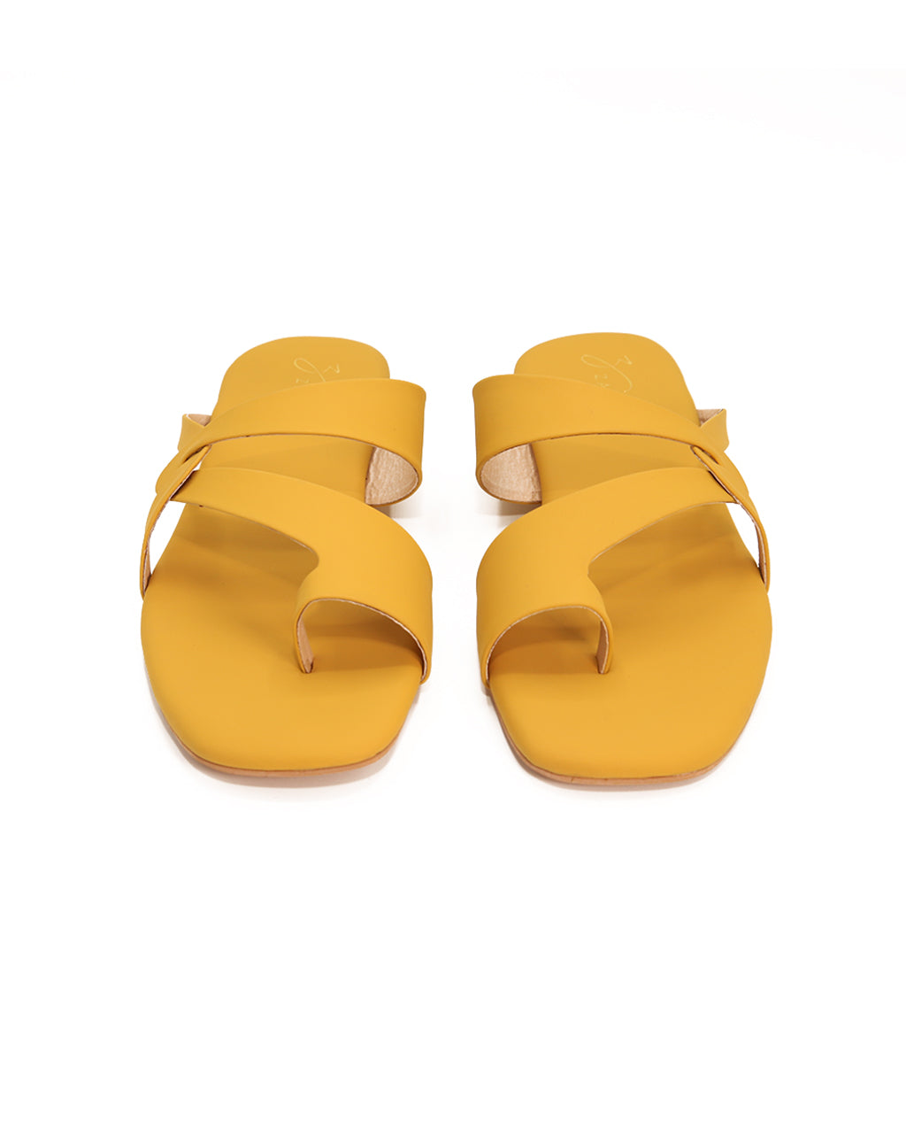 ZRF1023A – Elegant Women’s Flats Pakistan | Comfortable & Durable